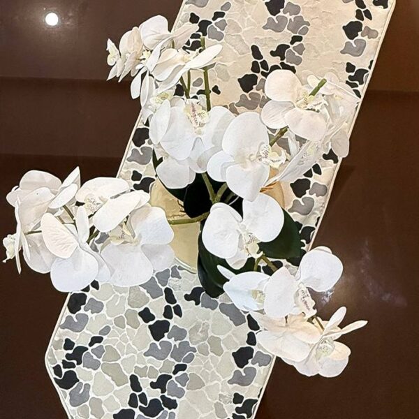 Selene design | Table runner | Makue