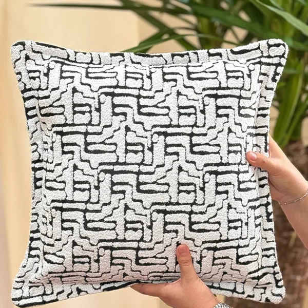 Diana cushion cover | Cushion Cover | Makue