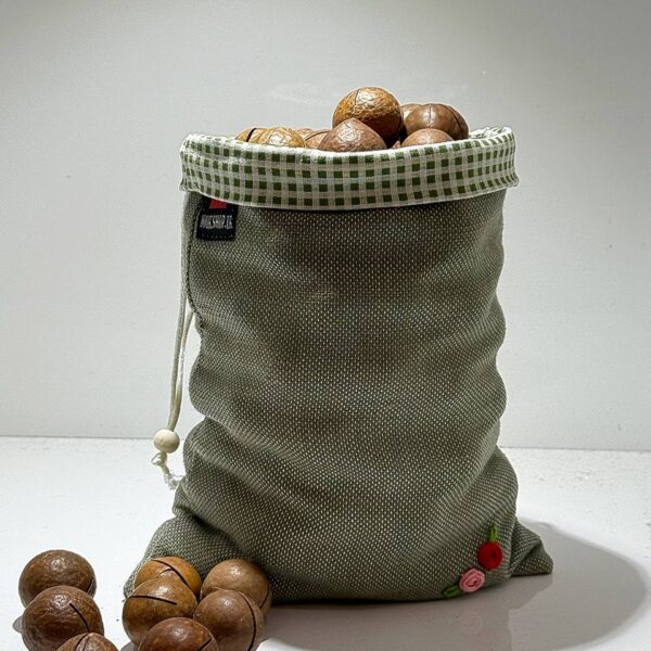 Bag of nuts | Accessories | Makue